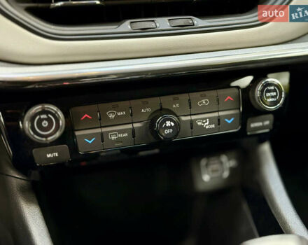 Серый Джип Компас, объемом двигателя 2.4 л и пробегом 38 тыс. км за 19000 $, фото 26 на Automoto.ua