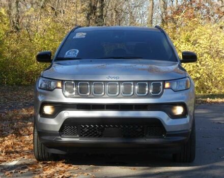 Сірий Джип Compass, об'ємом двигуна 0 л та пробігом 15 тис. км за 15000 $, фото 1 на Automoto.ua