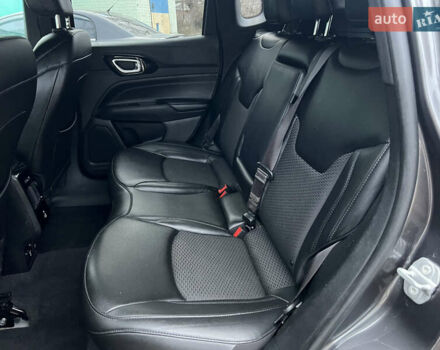 Сірий Джип Compass, об'ємом двигуна 2.4 л та пробігом 45 тис. км за 17900 $, фото 37 на Automoto.ua