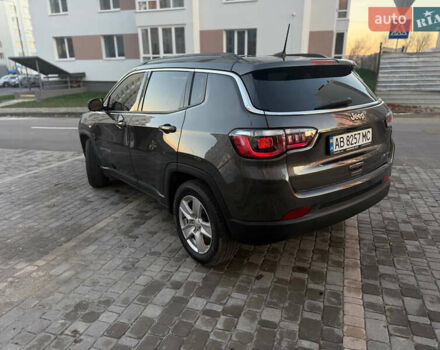 Серый Джип Компас, объемом двигателя 2.36 л и пробегом 110 тыс. км за 18700 $, фото 3 на Automoto.ua