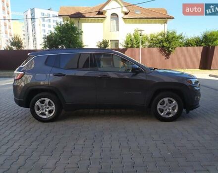 Серый Джип Компас, объемом двигателя 2.36 л и пробегом 55 тыс. км за 17000 $, фото 5 на Automoto.ua