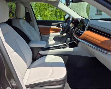 Сірий Джип Compass, об'ємом двигуна 2.4 л та пробігом 75 тис. км за 14100 $, фото 12 на Automoto.ua