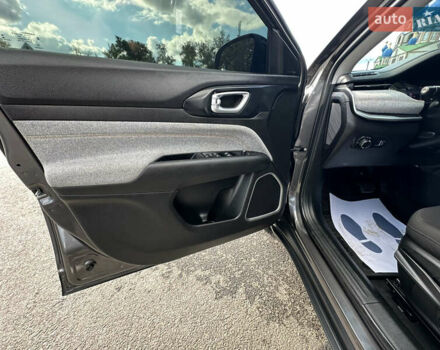 Серый Джип Компас, объемом двигателя 2.4 л и пробегом 85 тыс. км за 18500 $, фото 27 на Automoto.ua