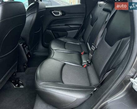 Сірий Джип Compass, об'ємом двигуна 2.4 л та пробігом 45 тис. км за 17900 $, фото 38 на Automoto.ua
