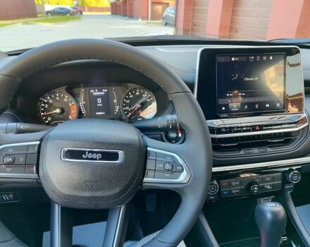 Сірий Джип Compass, об'ємом двигуна 2.4 л та пробігом 55 тис. км за 18000 $, фото 10 на Automoto.ua
