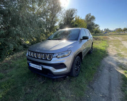 Серый Джип Компас, объемом двигателя 2.36 л и пробегом 9 тыс. км за 21900 $, фото 2 на Automoto.ua