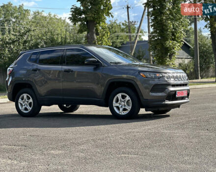 Серый Джип Компас, объемом двигателя 2.4 л и пробегом 85 тыс. км за 18500 $, фото 3 на Automoto.ua