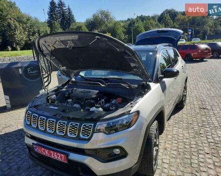 Джип Компас 2023 в Львове на Automoto.ua Серый Джип Компас, объемом двигателя 2 л и пробегом 93 тыс. км за 23200 $, фото 6 на Automoto.ua