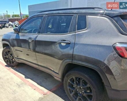 Сірий Джип Compass, об'ємом двигуна 2 л та пробігом 52 тис. км за 17200 $, фото 1 на Automoto.ua