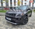Джип Компас 2023 в Ивано-Франковске на Automoto.ua Серый Джип Компас, объемом двигателя 2 л и пробегом 19 тыс. км за 23600 $, фото 2 на Automoto.ua