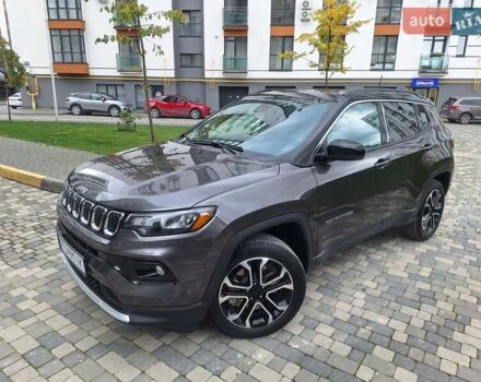 Джип Компас 2023 в Ивано-Франковске на Automoto.ua Серый Джип Компас, объемом двигателя 2 л и пробегом 19 тыс. км за 23600 $, фото 14 на Automoto.ua