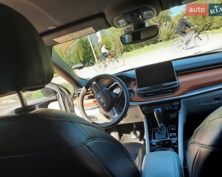 Джип Компас 2023 в Львове на Automoto.ua Серый Джип Компас, объемом двигателя 2 л и пробегом 93 тыс. км за 23200 $, фото 10 на Automoto.ua