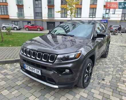 Джип Компас 2023 в Ивано-Франковске на Automoto.ua Серый Джип Компас, объемом двигателя 2 л и пробегом 19 тыс. км за 23600 $, фото 32 на Automoto.ua