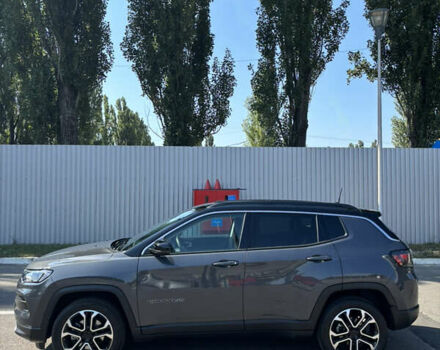 Серый Джип Компас, объемом двигателя 1.47 л и пробегом 56 тыс. км за 28900 $, фото 2 на Automoto.ua
