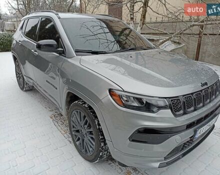 Серый Джип Компас, объемом двигателя 2 л и пробегом 43 тыс. км за 23700 $, фото 2 на Automoto.ua