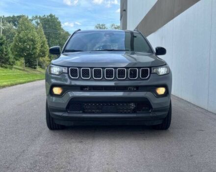 Серый Джип Компас, объемом двигателя 2 л и пробегом 27 тыс. км за 12000 $, фото 1 на Automoto.ua