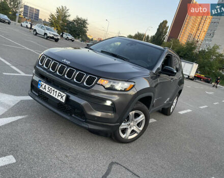 Джип Компас 2023 в Киеве на Automoto.ua Серый Джип Компас, объемом двигателя 2 л и пробегом 6 тыс. км за 22250 $, фото 3 на Automoto.ua