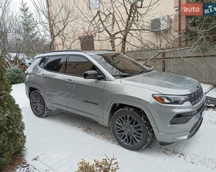 Серый Джип Компас, объемом двигателя 2 л и пробегом 43 тыс. км за 23700 $, фото 3 на Automoto.ua