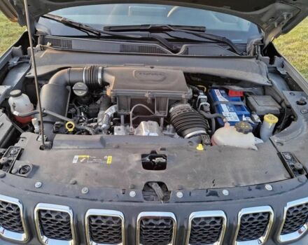 Серый Джип Компас, объемом двигателя 0 л и пробегом 71 тыс. км за 13400 $, фото 9 на Automoto.ua