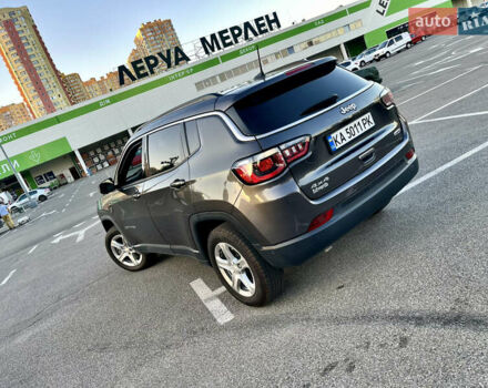 Джип Компас 2023 в Киеве на Automoto.ua Серый Джип Компас, объемом двигателя 2 л и пробегом 6 тыс. км за 22250 $, фото 6 на Automoto.ua