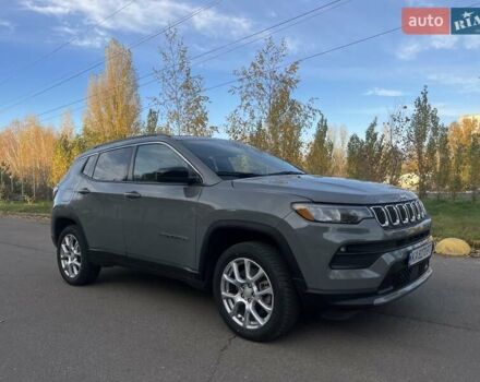 Сірий Джип Compass, об'ємом двигуна 2 л та пробігом 40 тис. км за 20800 $, фото 1 на Automoto.ua
