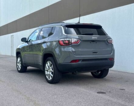 Серый Джип Компас, объемом двигателя 2 л и пробегом 27 тыс. км за 12000 $, фото 7 на Automoto.ua