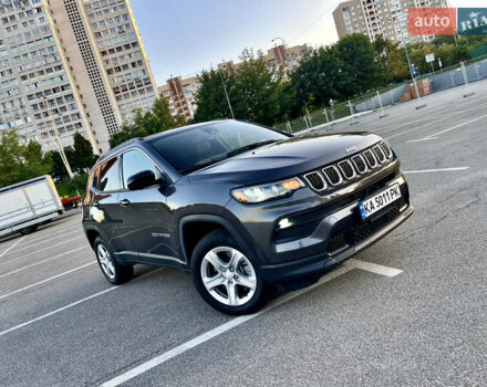 Джип Компас 2023 в Киеве на Automoto.ua Серый Джип Компас, объемом двигателя 2 л и пробегом 6 тыс. км за 22250 $, фото 2 на Automoto.ua