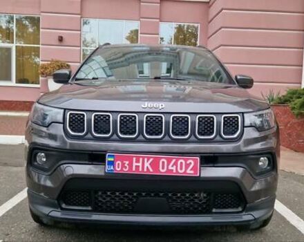 Джип Компас 2023 в Одессе на Automoto.ua Серый Джип Компас, объемом двигателя 2 л и пробегом 18 тыс. км за 20999 $, фото 3 на Automoto.ua