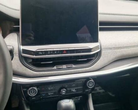 Джип Компас 2023 в Одессе на Automoto.ua Серый Джип Компас, объемом двигателя 2 л и пробегом 18 тыс. км за 20999 $, фото 9 на Automoto.ua