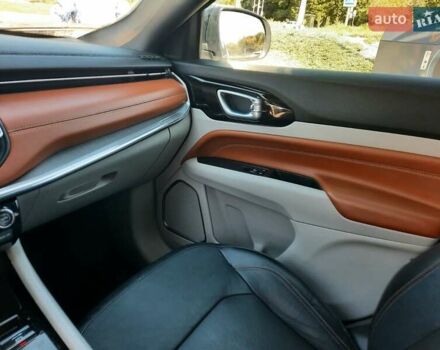 Джип Компас 2023 в Львове на Automoto.ua Серый Джип Компас, объемом двигателя 2 л и пробегом 93 тыс. км за 23200 $, фото 18 на Automoto.ua