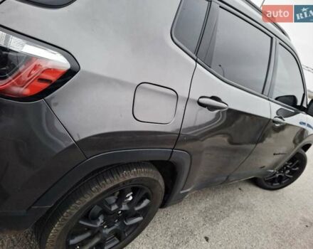 Серый Джип Компас, объемом двигателя 2.36 л и пробегом 80 тыс. км за 18850 $, фото 11 на Automoto.ua