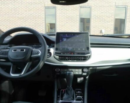 Сірий Джип Compass, об'ємом двигуна 2 л та пробігом 9 тис. км за 10000 $, фото 6 на Automoto.ua