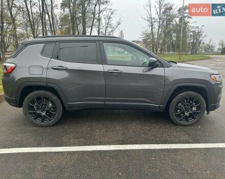 Серый Джип Компас, объемом двигателя 2 л и пробегом 23 тыс. км за 23300 $, фото 1 на Automoto.ua