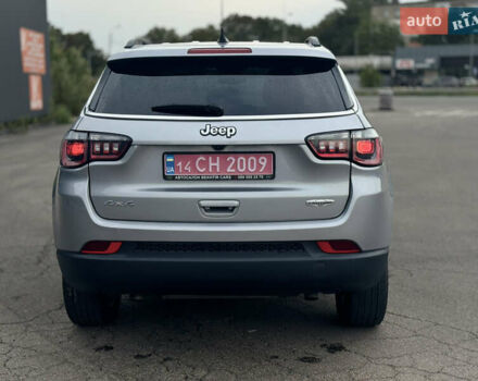 Сірий Джип Compass, об'ємом двигуна 2 л та пробігом 27 тис. км за 24000 $, фото 11 на Automoto.ua
