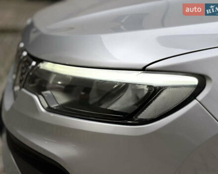 Сірий Джип Compass, об'ємом двигуна 2 л та пробігом 25 тис. км за 24000 $, фото 12 на Automoto.ua