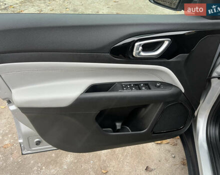 Серый Джип Компас, объемом двигателя 2 л и пробегом 36 тыс. км за 21500 $, фото 13 на Automoto.ua