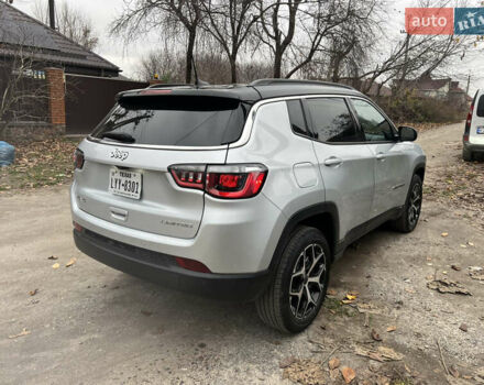 Серый Джип Компас, объемом двигателя 2 л и пробегом 36 тыс. км за 21500 $, фото 6 на Automoto.ua