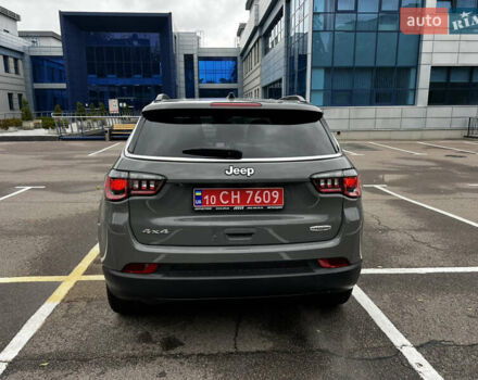 Серый Джип Компас, объемом двигателя 2 л и пробегом 9 тыс. км за 25000 $, фото 4 на Automoto.ua