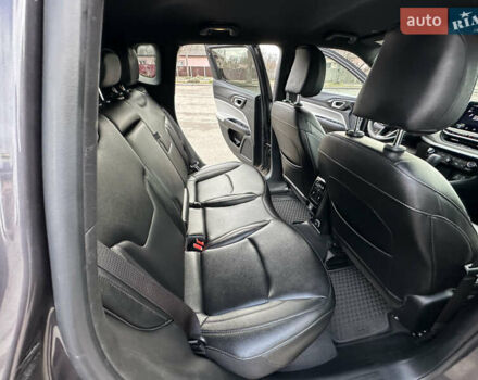 Серый Джип Компас, объемом двигателя 2 л и пробегом 1 тыс. км за 23000 $, фото 27 на Automoto.ua