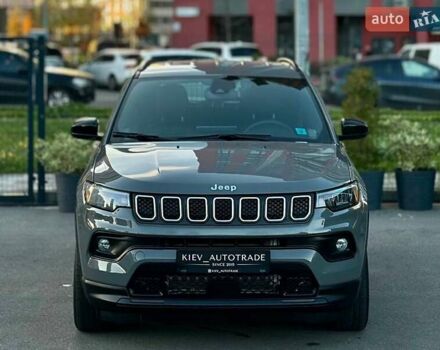 Серый Джип Компас, объемом двигателя 2 л и пробегом 9 тыс. км за 24900 $, фото 3 на Automoto.ua