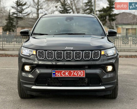 Серый Джип Компас, объемом двигателя 2 л и пробегом 1 тыс. км за 23000 $, фото 2 на Automoto.ua
