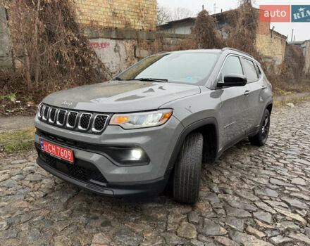 Сірий Джип Compass, об'ємом двигуна 2 л та пробігом 9 тис. км за 22850 $, фото 1 на Automoto.ua