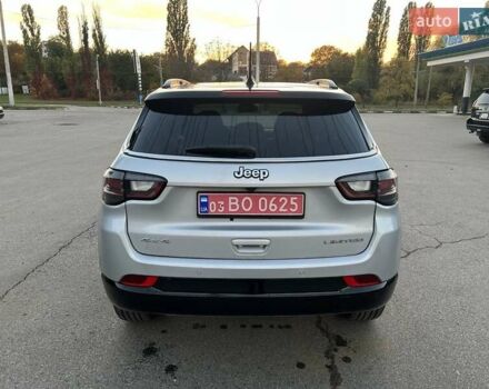 Серый Джип Компас, объемом двигателя 2 л и пробегом 2 тыс. км за 24000 $, фото 3 на Automoto.ua