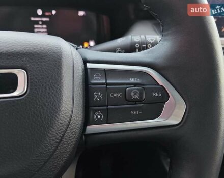 Серый Джип Компас, объемом двигателя 1.47 л и пробегом 22 тыс. км за 27990 $, фото 16 на Automoto.ua