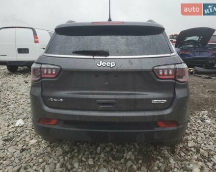 Сірий Джип Compass, об'ємом двигуна 2 л та пробігом 19 тис. км за 12400 $, фото 4 на Automoto.ua
