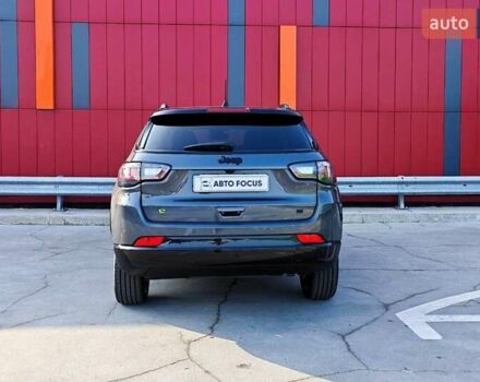 Серый Джип Компас, объемом двигателя 1.47 л и пробегом 22 тыс. км за 27990 $, фото 6 на Automoto.ua