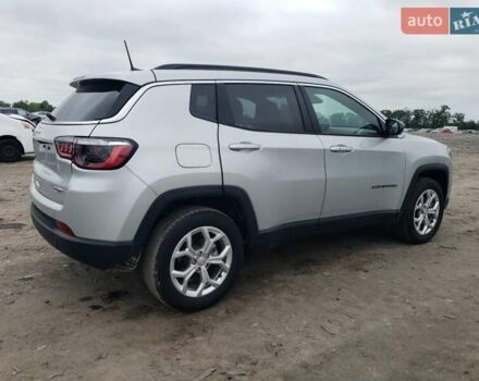 Сірий Джип Compass, об'ємом двигуна 2 л та пробігом 16 тис. км за 6000 $, фото 1 на Automoto.ua