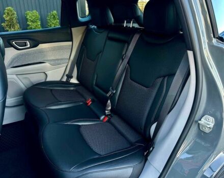 Серый Джип Компас, объемом двигателя 2 л и пробегом 9 тыс. км за 24900 $, фото 20 на Automoto.ua