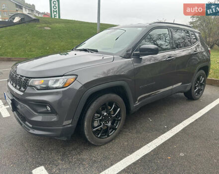 Серый Джип Компас, объемом двигателя 2 л и пробегом 23 тыс. км за 23300 $, фото 5 на Automoto.ua