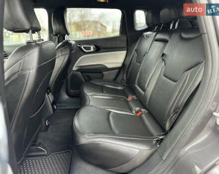 Серый Джип Компас, объемом двигателя 2 л и пробегом 1 тыс. км за 23000 $, фото 36 на Automoto.ua